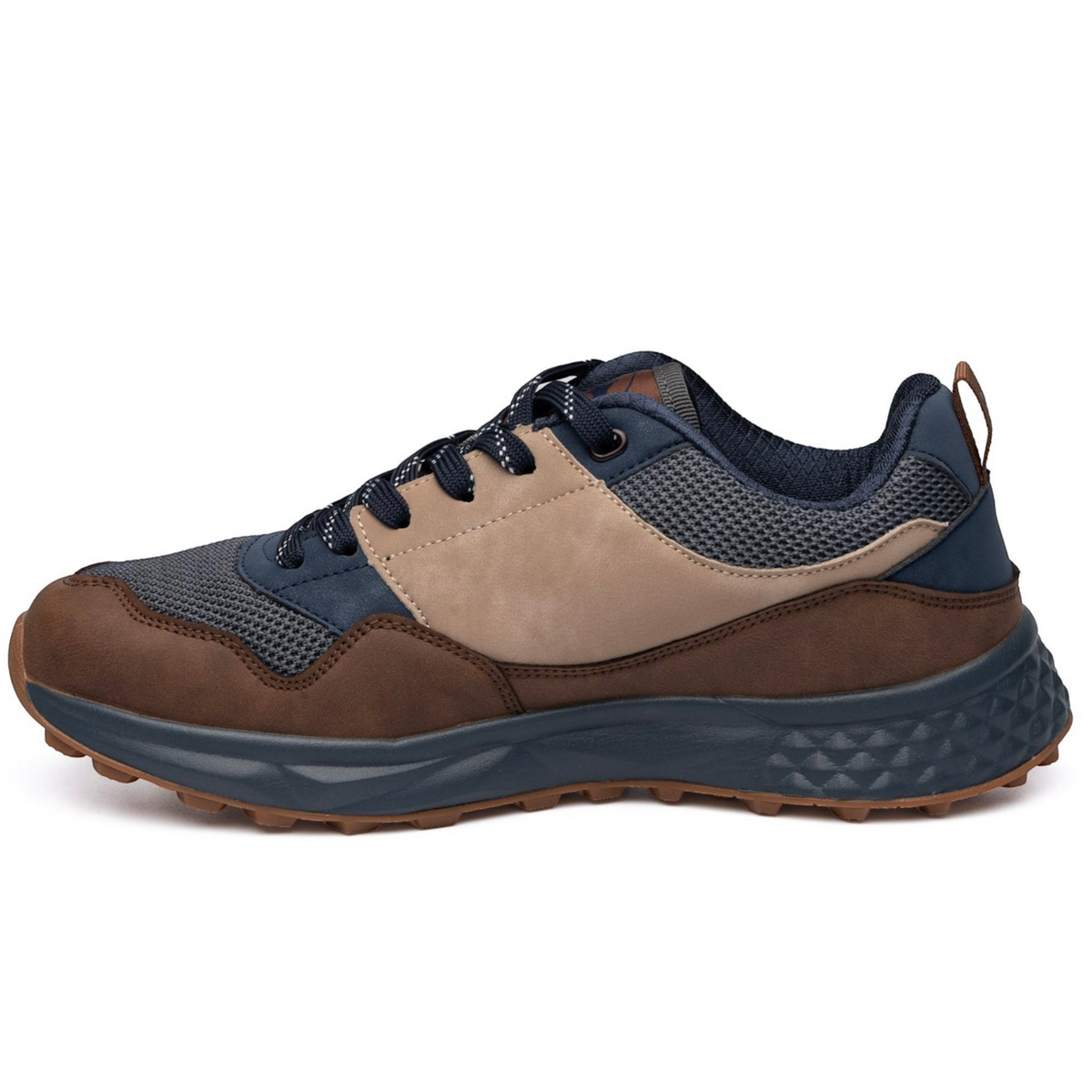 Zapatilla Due Shoes Dolomiti II en tonos marrón y azul, con malla transpirable, amortiguación y suela flexible.